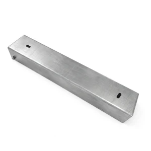 C-profil forbindelsesstykke til sokkel 300x55 galvaniseret