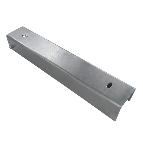 C-skinne forbindelsesbøjle til sokkel 300x50 galvaniseret GPV-700-54 (1)