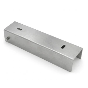 C-profil forbindelse beslag til sokkel 200x50 galvaniseret